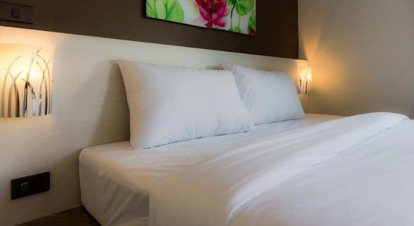 Bua Tara Resort Nong Prue Экстерьер фото